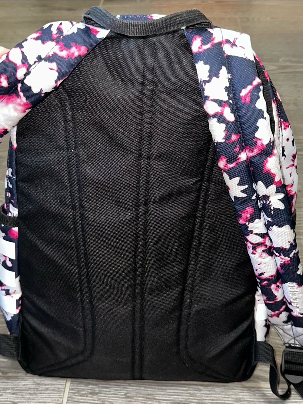 adidas Originals Trefoil Logo 2.0 Pocket Backpack Pink Floral Legend School Bag - Picture 6 of 14